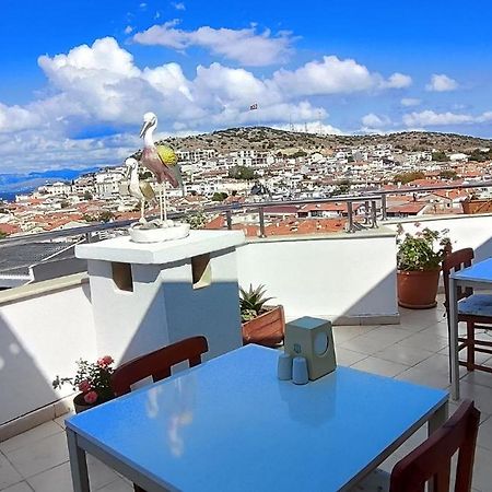 Bonapart Hotel Çeşme Esterno foto