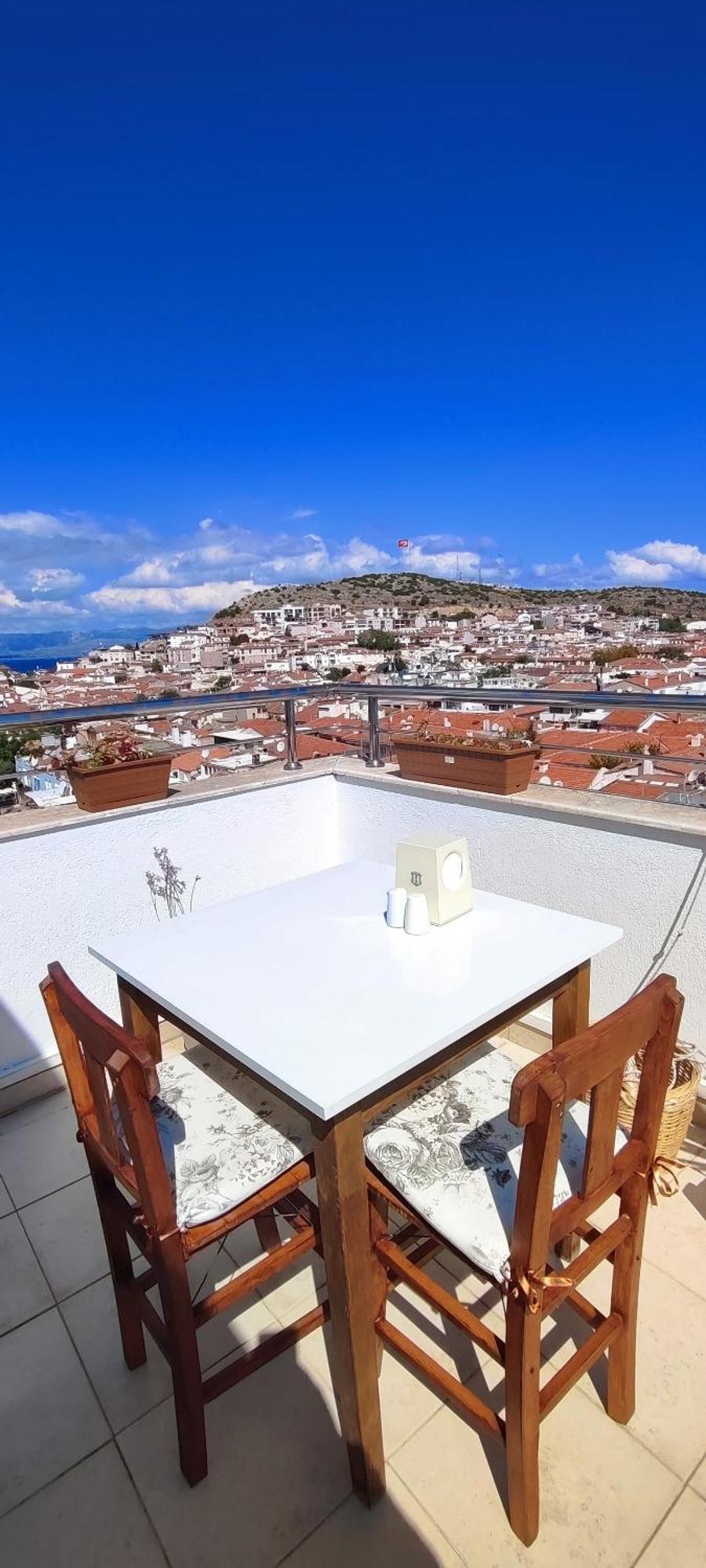 Bonapart Hotel Çeşme Esterno foto