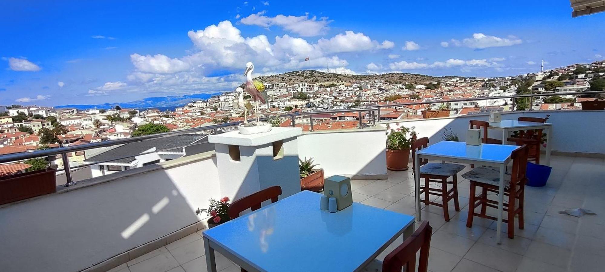 Bonapart Hotel Çeşme Esterno foto