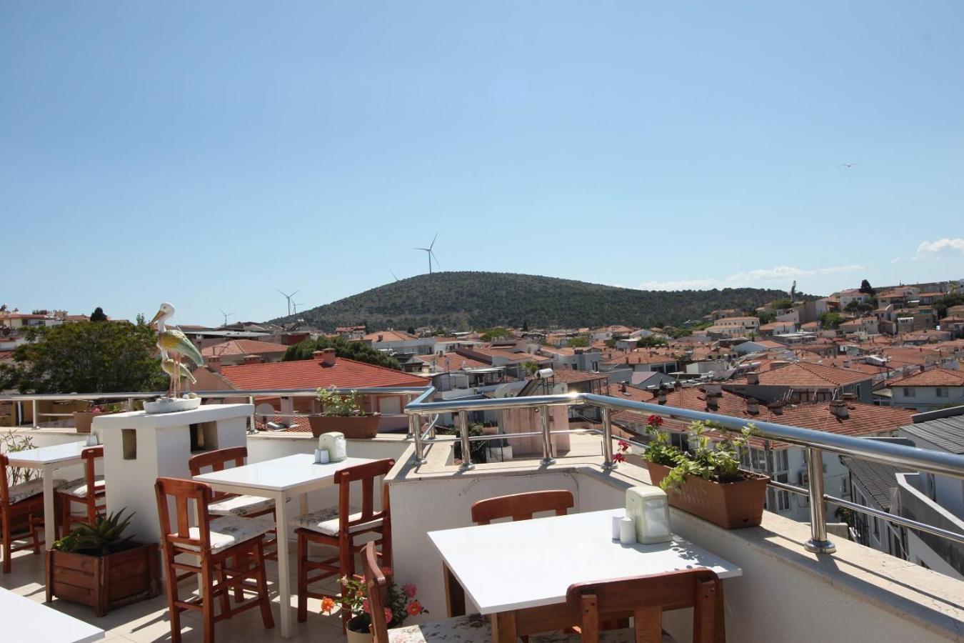 Bonapart Hotel Çeşme Esterno foto